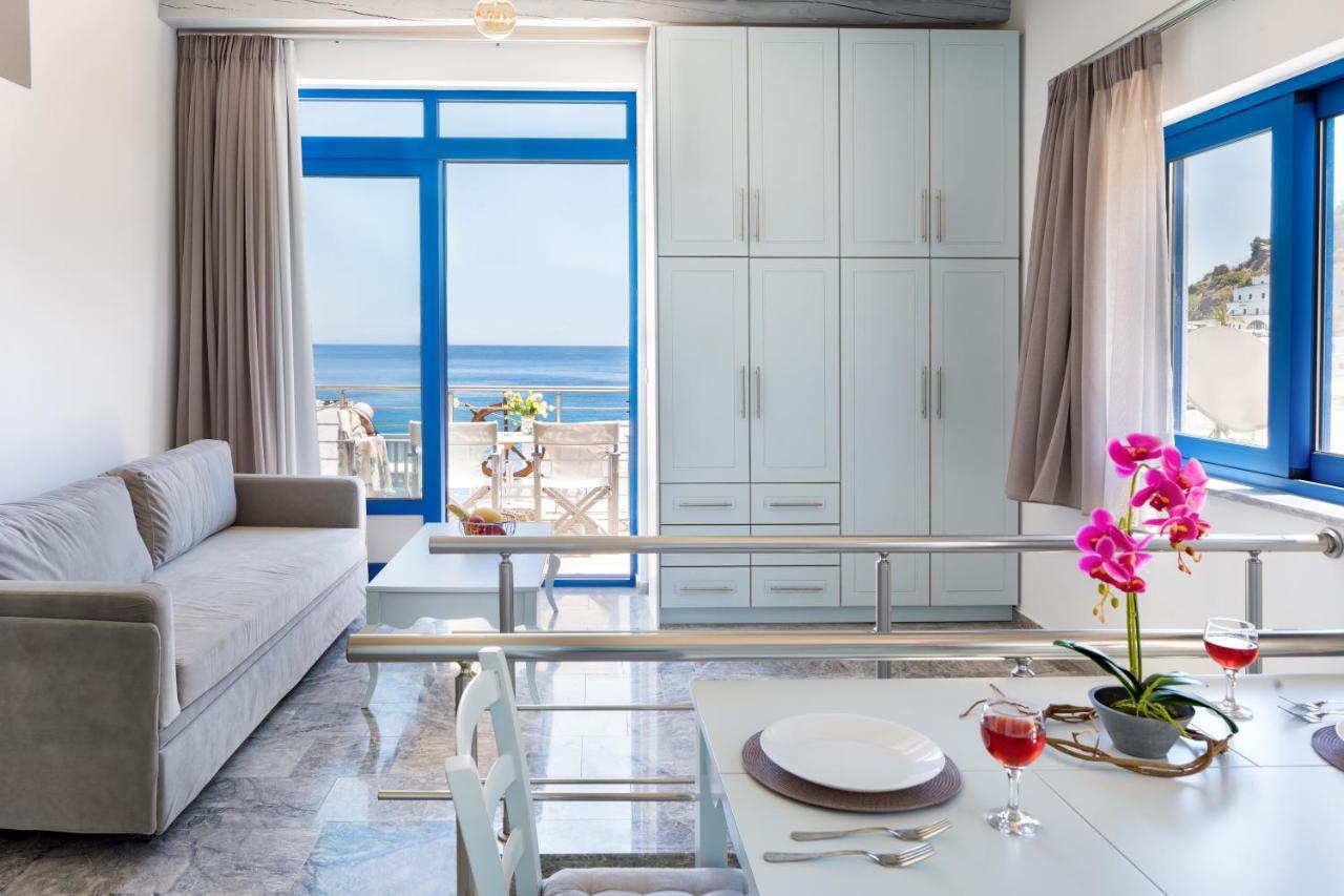 Plori - Molos Apartments Loutro Dış mekan fotoğraf